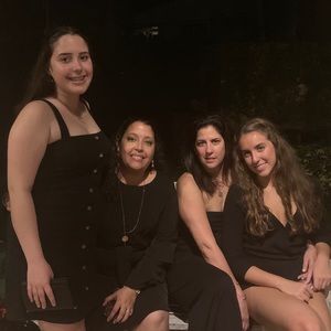 Meet your Posher, Leah